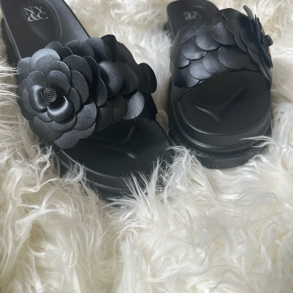 New York & Company Black Floral Sandals